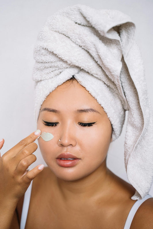 Chemical vs. Physical Exfoliants: Choosing the Right Skincare for You